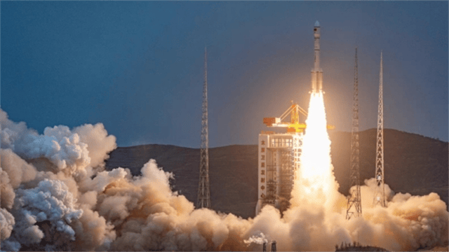 轰的一声，火箭升空！中国版星链全力加速，背后支持者不简单