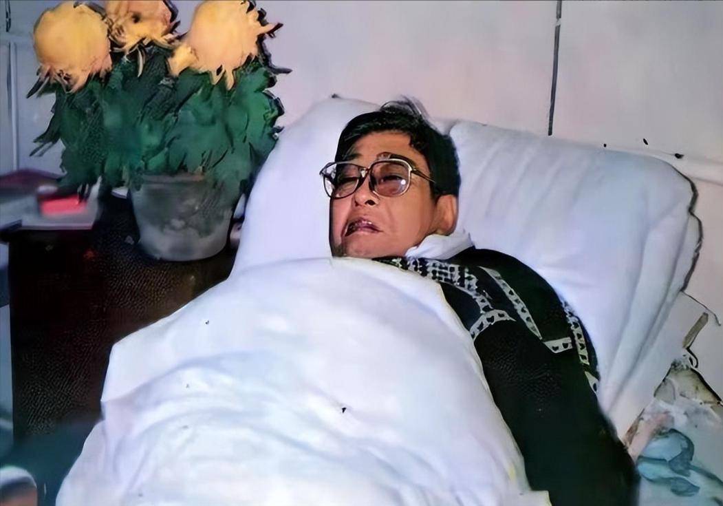 _1992年路遥死前卧床3个月，爱过5个女人，却只有一人来还是为离婚_1992年路遥死前卧床3个月，爱过5个女人，却只有一人来还是为离婚
