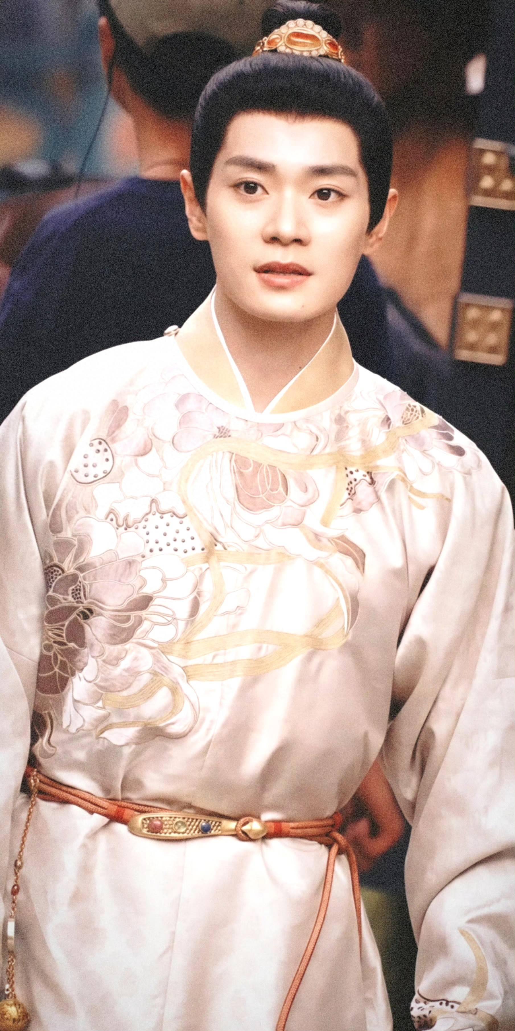 还记得宝莲灯沉香吗?曹骏消失多年,风火轮助力重返荧屏!