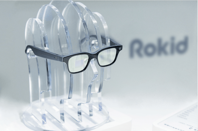 Rokid 上线全球第一个智能眼镜支付 内置支付宝