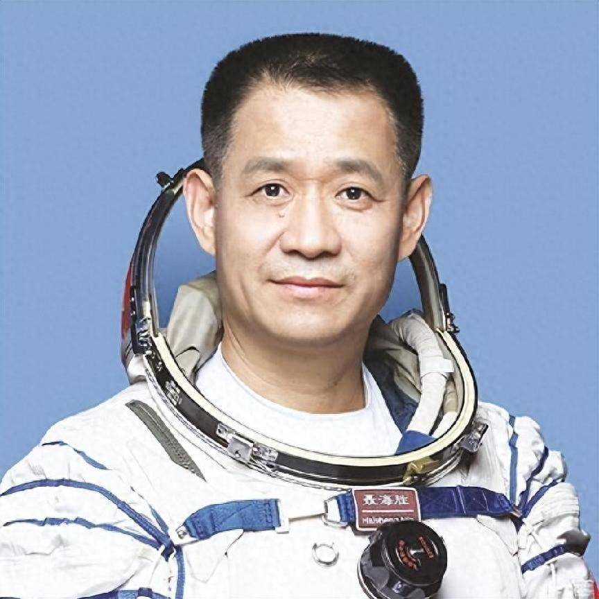 聂海胜妻子：在丈夫上太空前提出离婚，保密生活隐藏了多少辛酸？