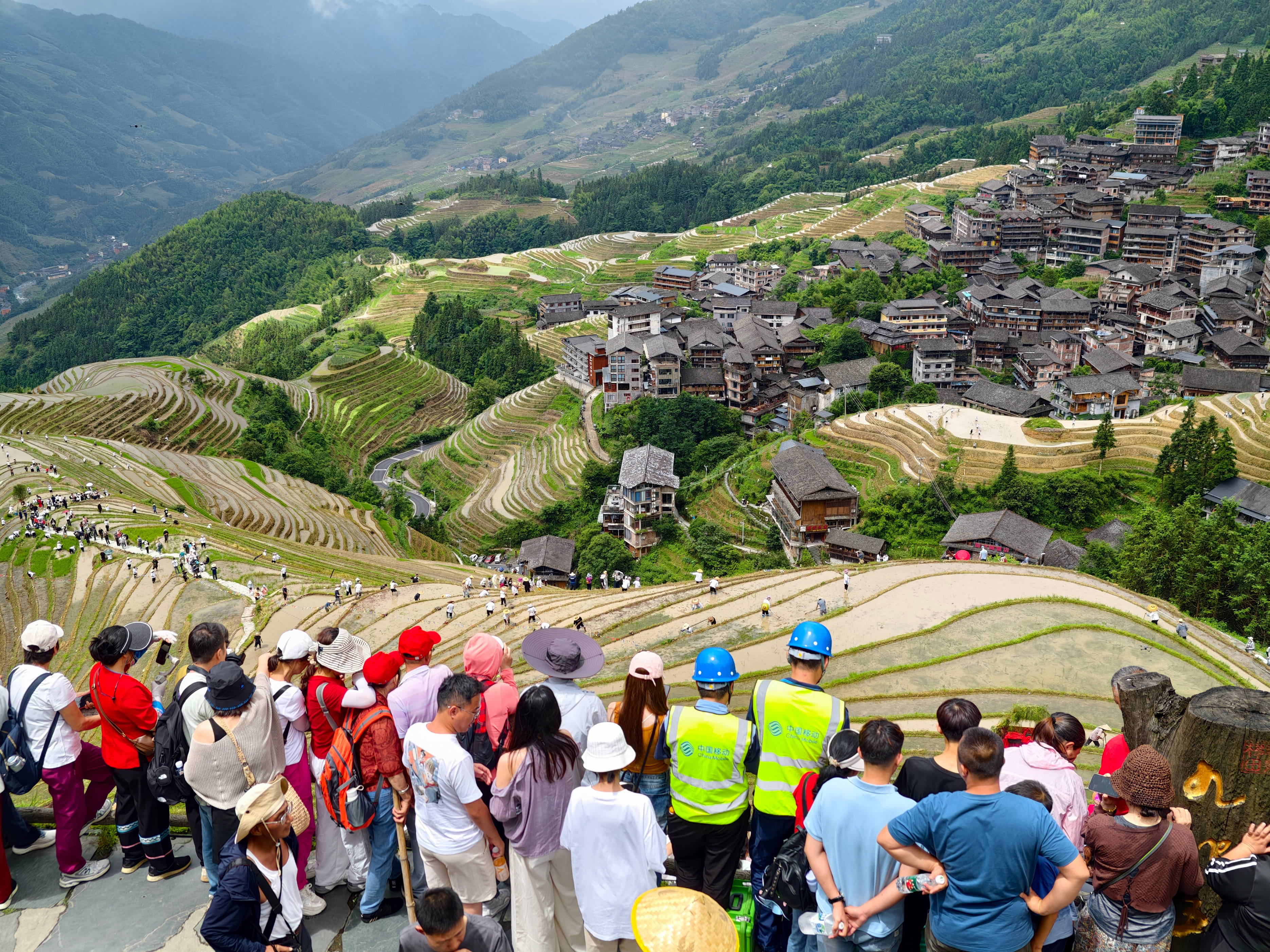 龙脊梯田梳秧节5g直播解锁千年农耕民俗