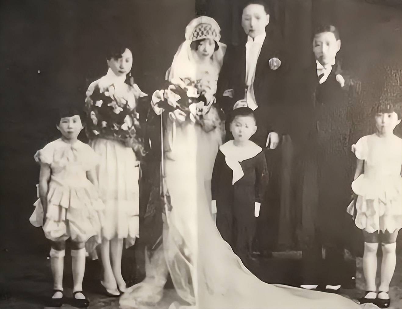 青楼女子白兰花,一嫁首富子二嫁孔家长子,无儿无女受宠溺,凭啥