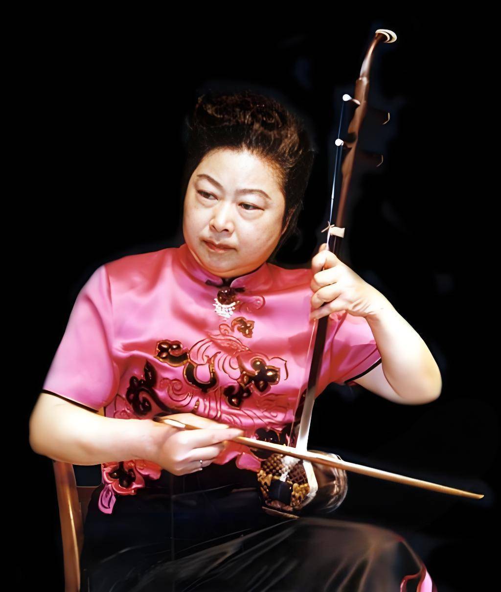 "二胡皇后"闵惠芬离世,癌症未能熄灭热情,最感恩的是丈夫