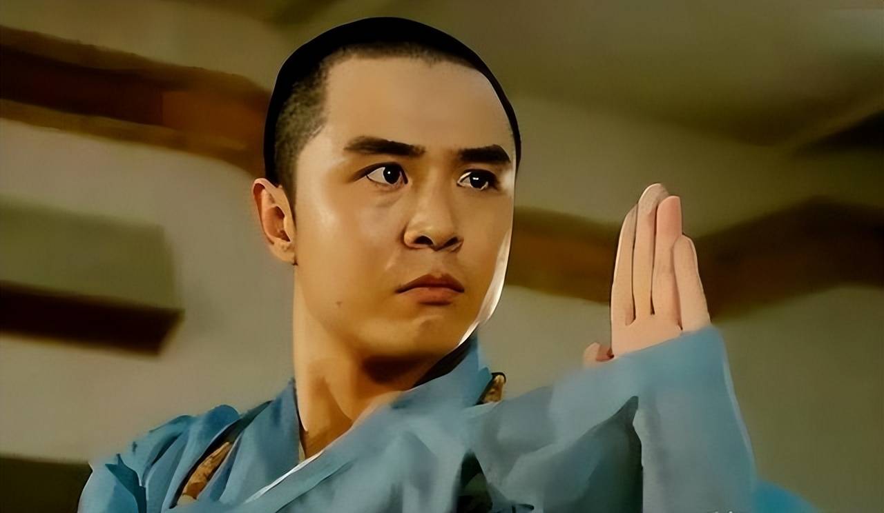 原创徐少华近况娶导演杨琨为妻67岁发福变化大依靠商演赚取收入