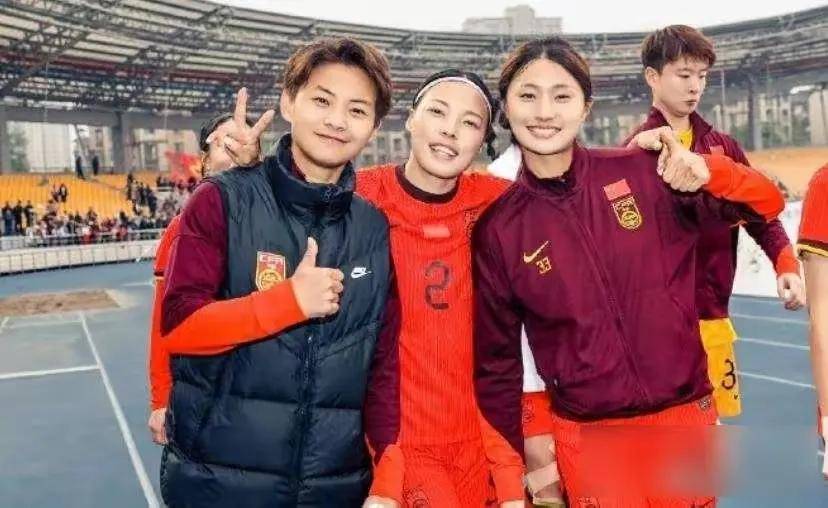 中国女足0-3惨败美国，五连败背后的问题与未来展望