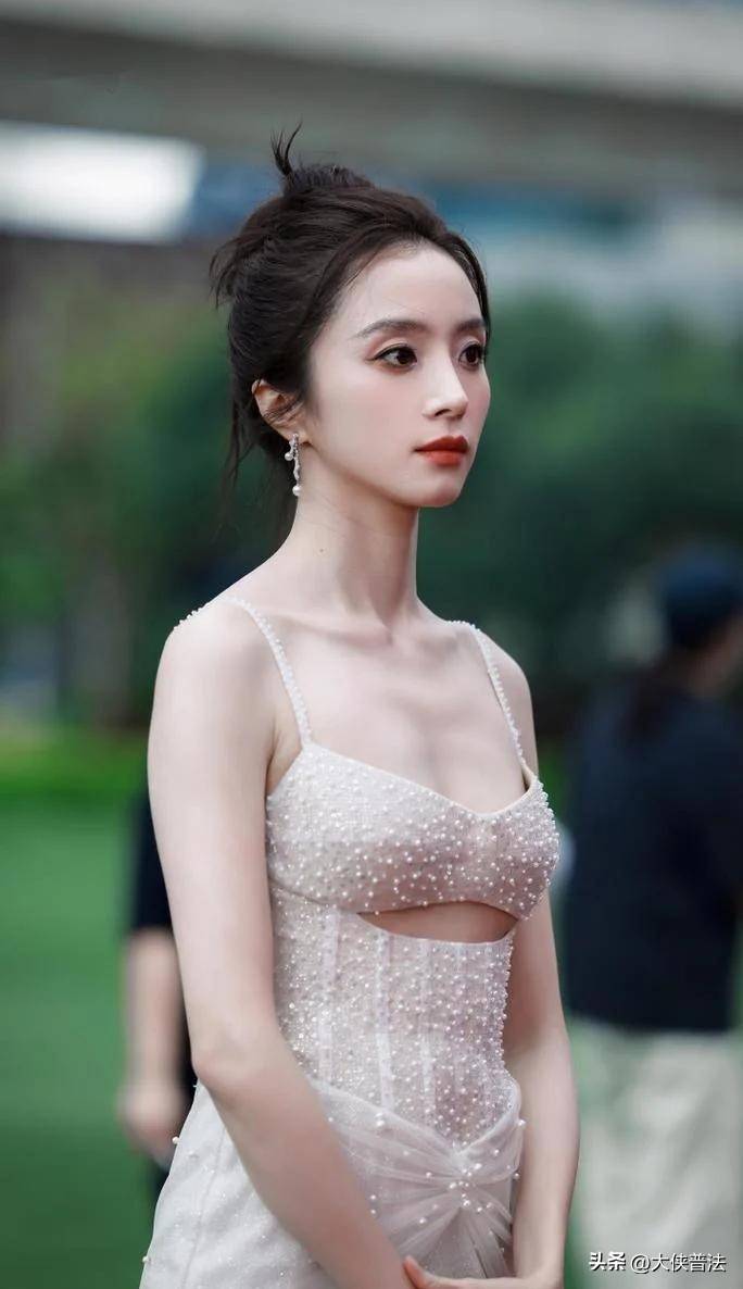 胡冰卿:不以貌取人,演技打动人心,真正的实力派女孩