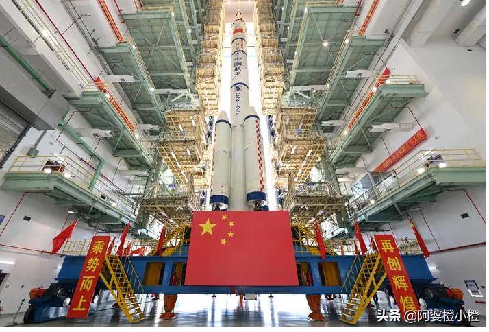 中美俄飞船载重差距断崖:美国4.2吨，俄2.5吨，中国令人意外