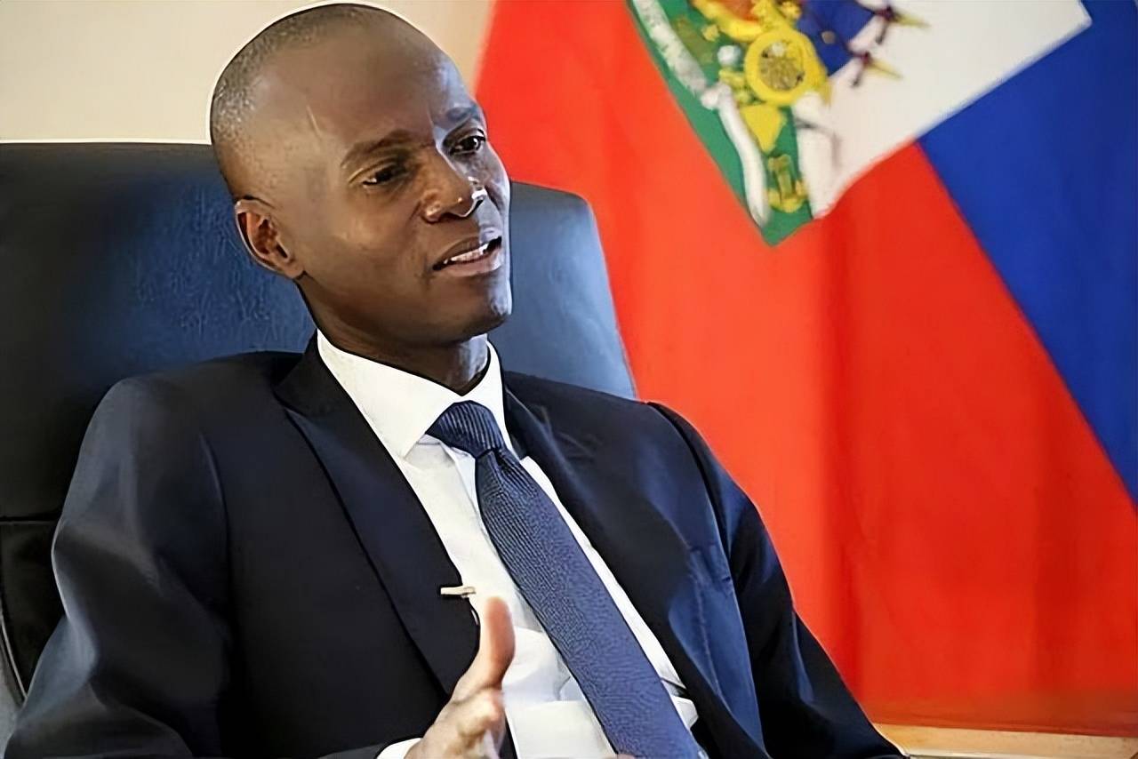 2021年海地总统遇刺:左眼被挖鲜血沾满白衬衫,公文包被枪手拿走