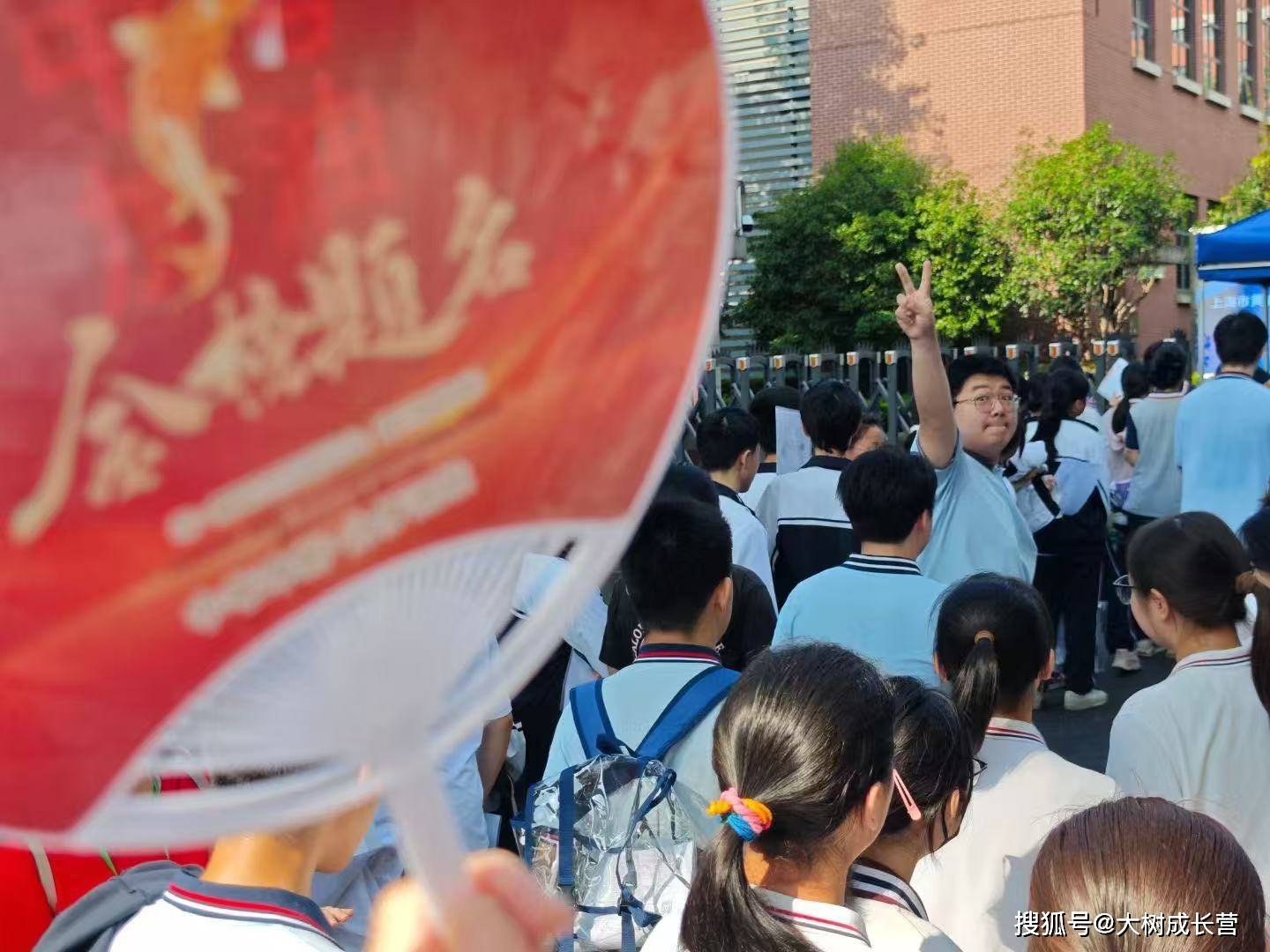 上海高校招生计划增减_2024年上海兴伟学院录取分数线及要求_2025年上海高考录取分数线