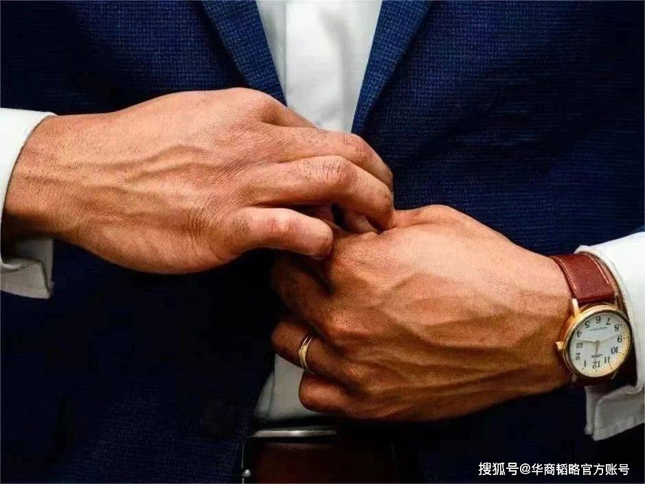 Duan Yongping是最年轻的门徒，并以自己的力量完全