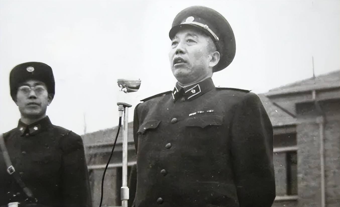 建国后，我国只有2位首长没火葬，一个是许世友，另一个是谁？_建国后，我国只有2位首长没火葬，一个是许世友，另一个是谁？_