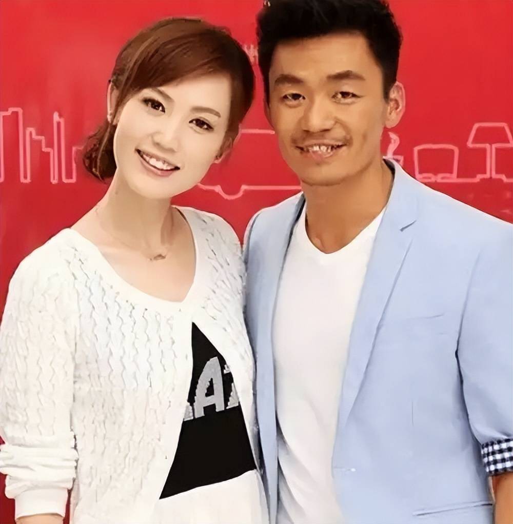 离婚七年,王宝强事业蒸蒸日上,马蓉现状堪忧,令人唏嘘