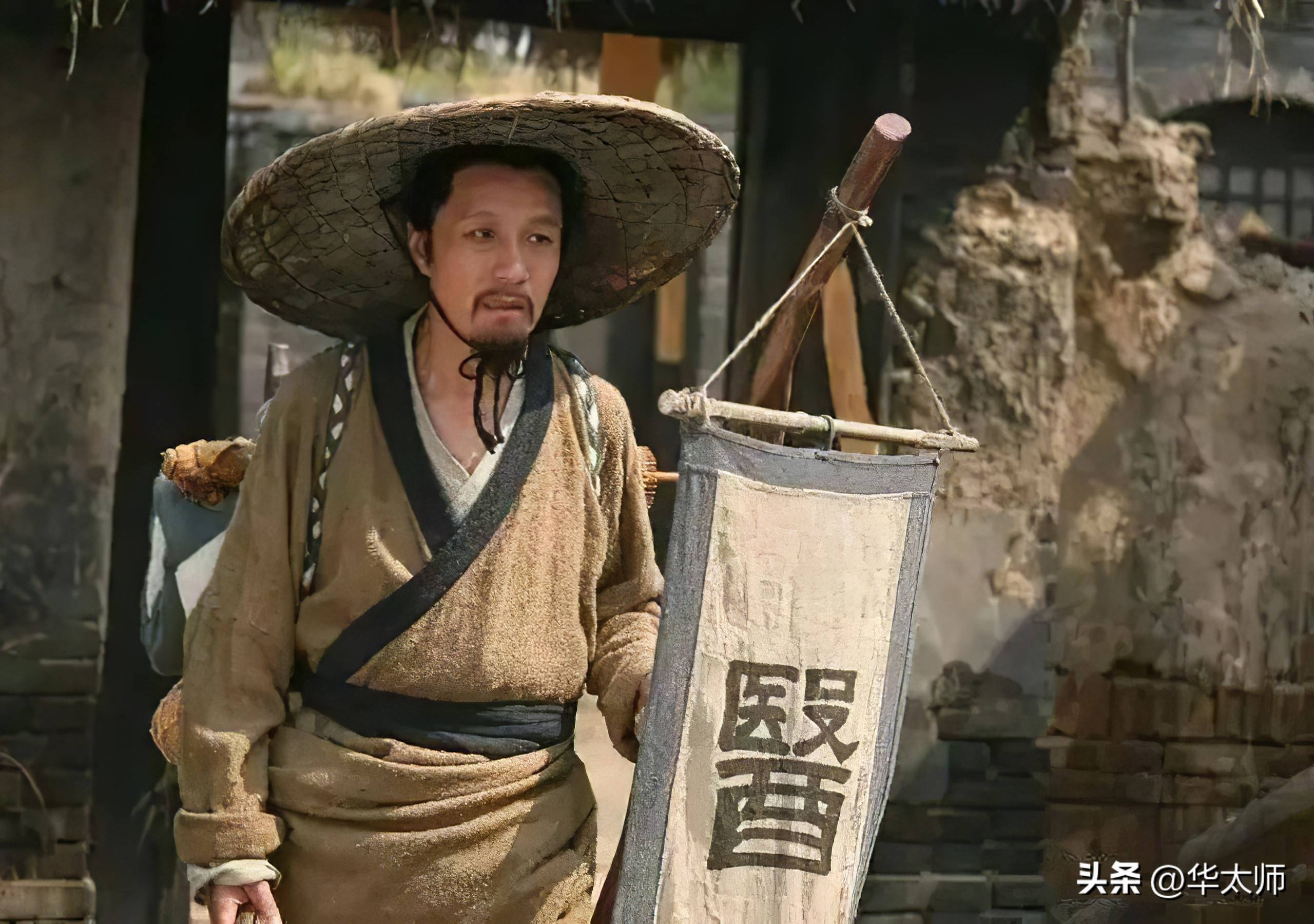 郎中将蚂蟥塞进慈禧的衣领,慈禧不怒反而大喜:重赏!这是为何?