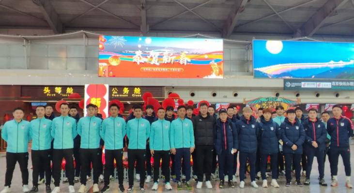意外！国安00后中卫张一轩7月正式转会大连英博，前景可期