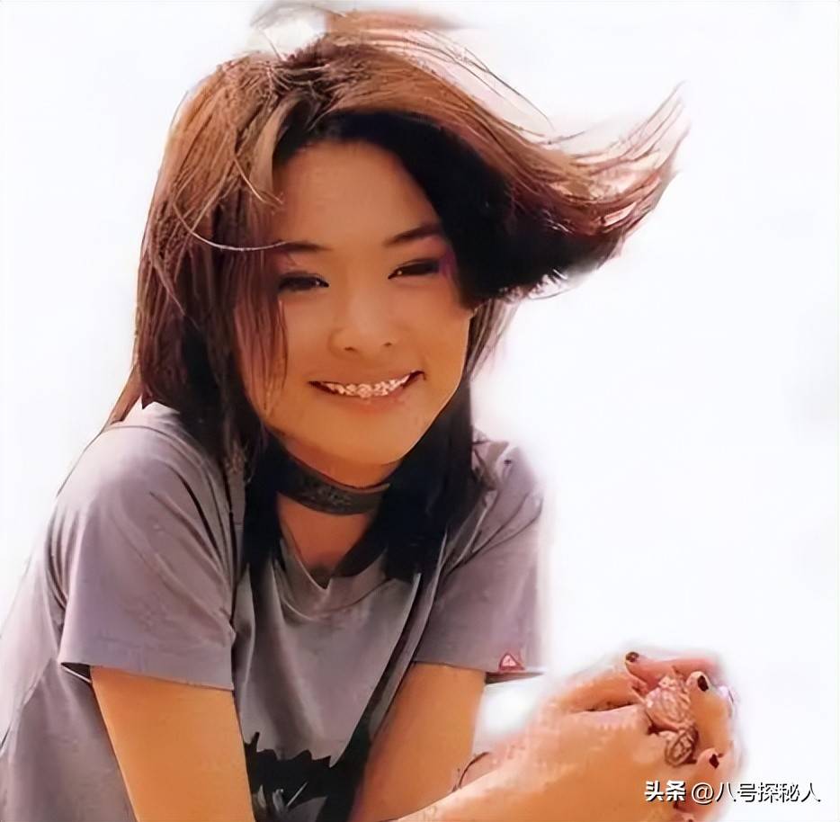 "她是坎坷命运的代名词"许美静的故事,简直就是活生生的"女歌手励志片