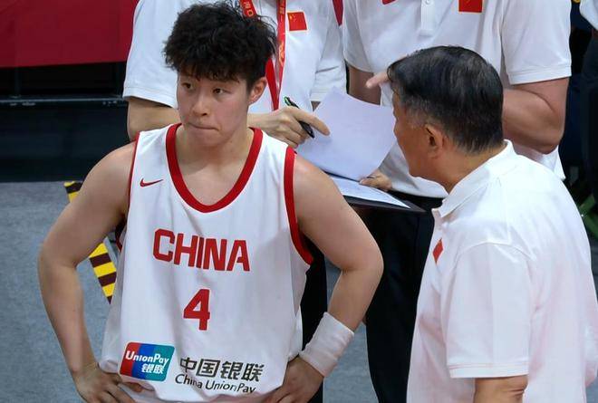 随着中国女篮6场热身赛结束，亚洲杯12人名单已浮出水面，4人或无缘
