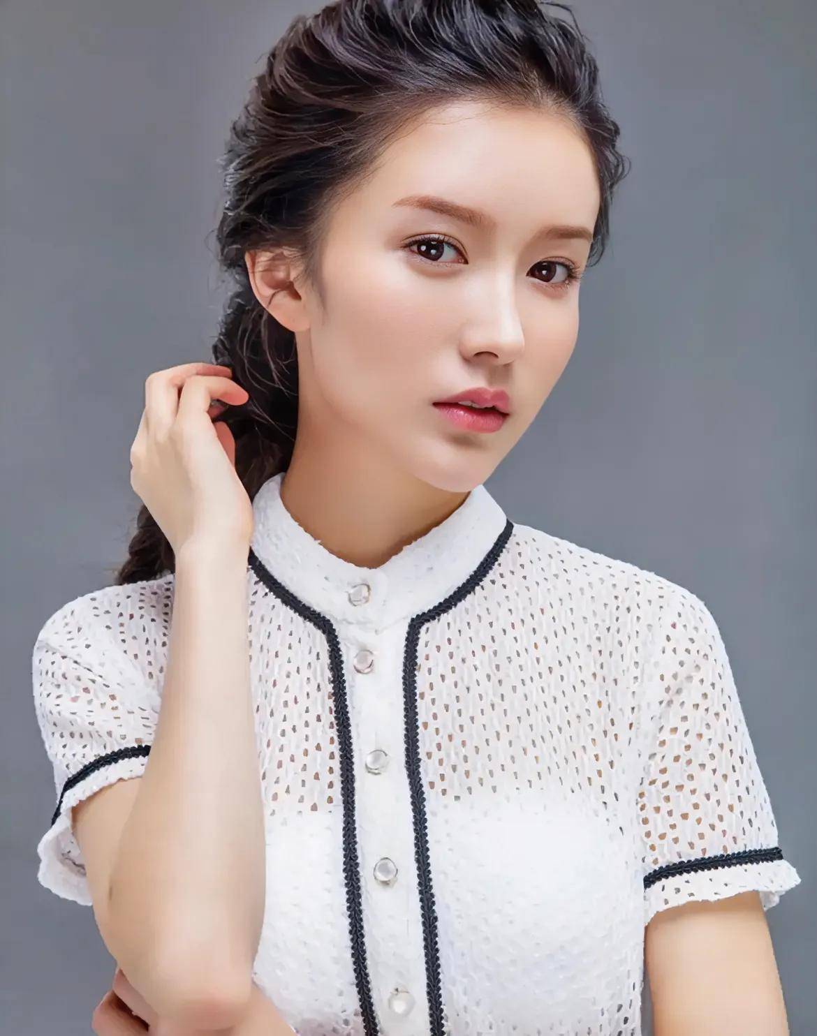 13位来自云南的女艺人,谁才是真正的才貌双全实力派?