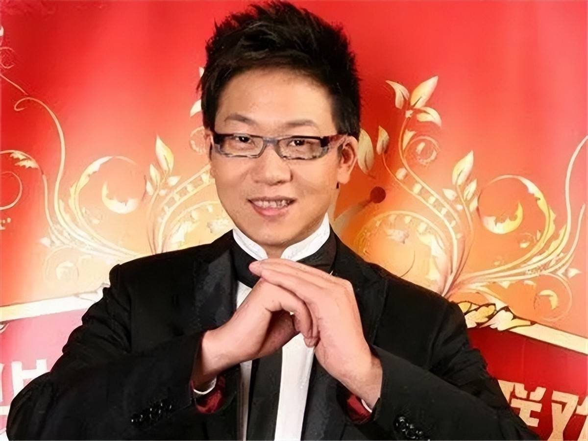 原创主持人林海两任妻子都是同行如今51岁生活十分幸福