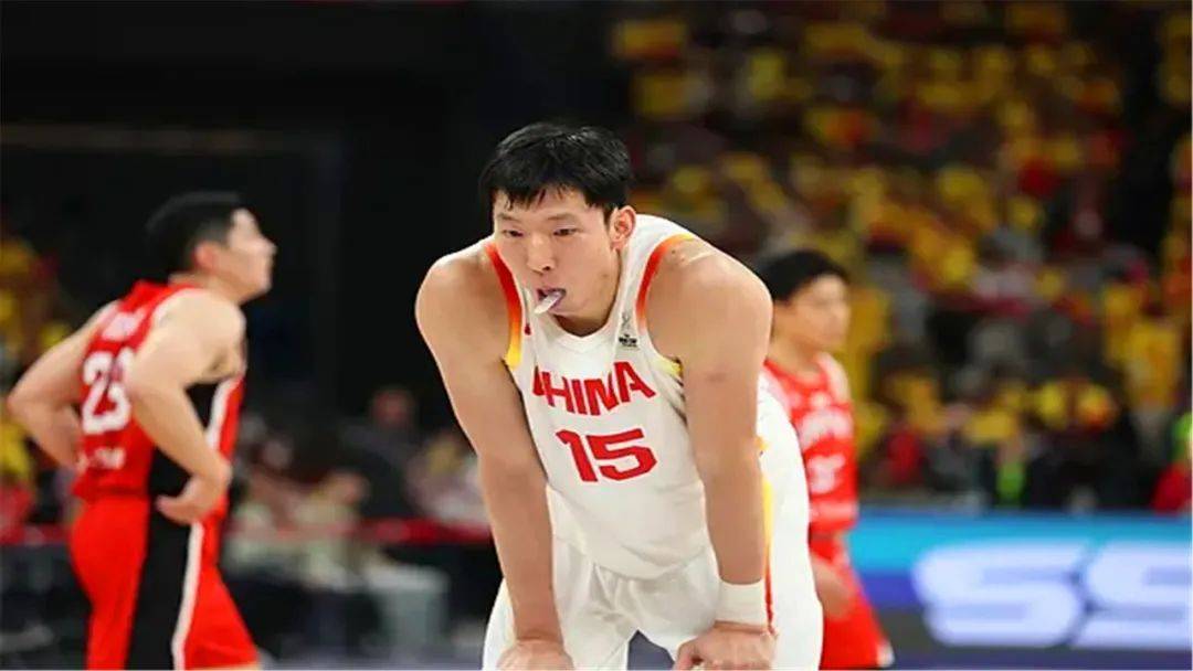 达成一致！中国男篮第一核心伤退，或缺席亚洲杯，悍将驰援郭士强