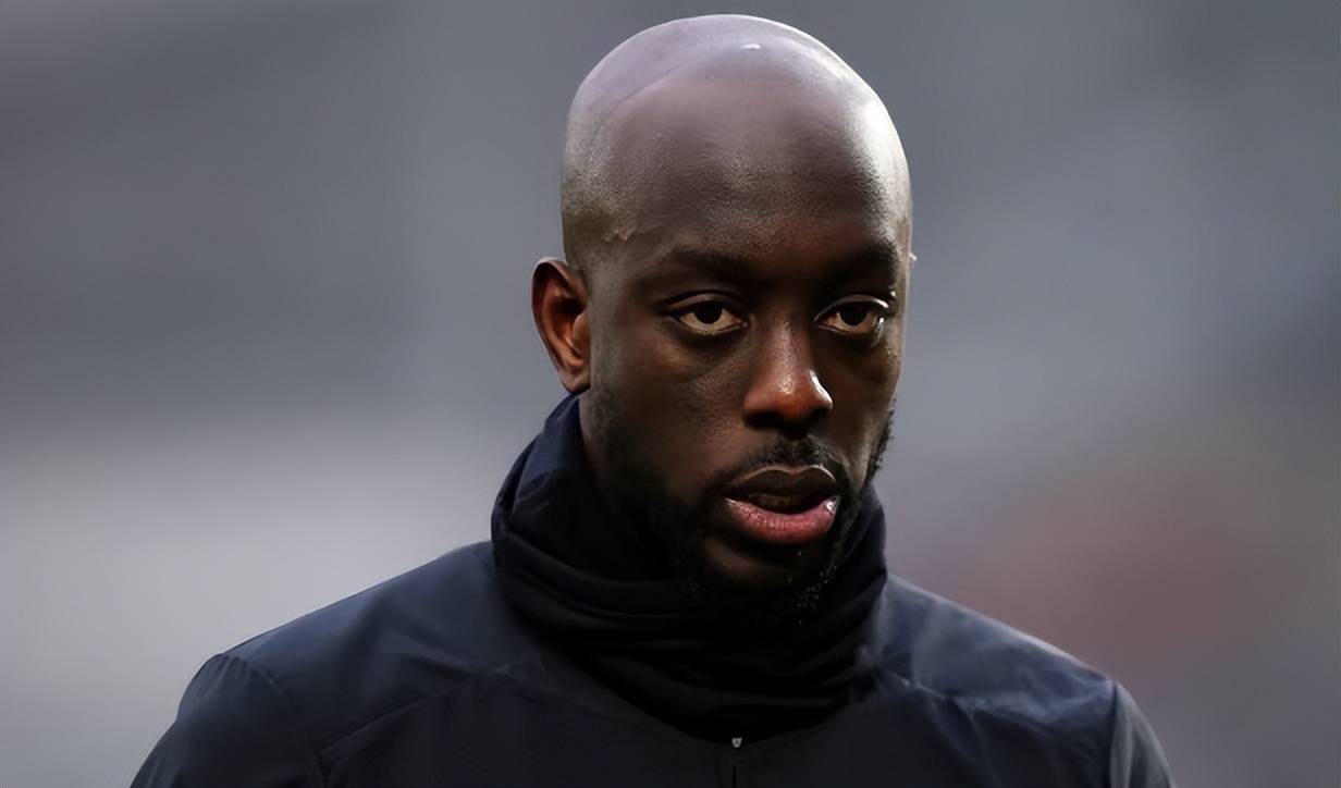 49球11助攻非洲天才锋霸成抢手货开价5000万镑3大豪门恐直接吓退_搜狐网