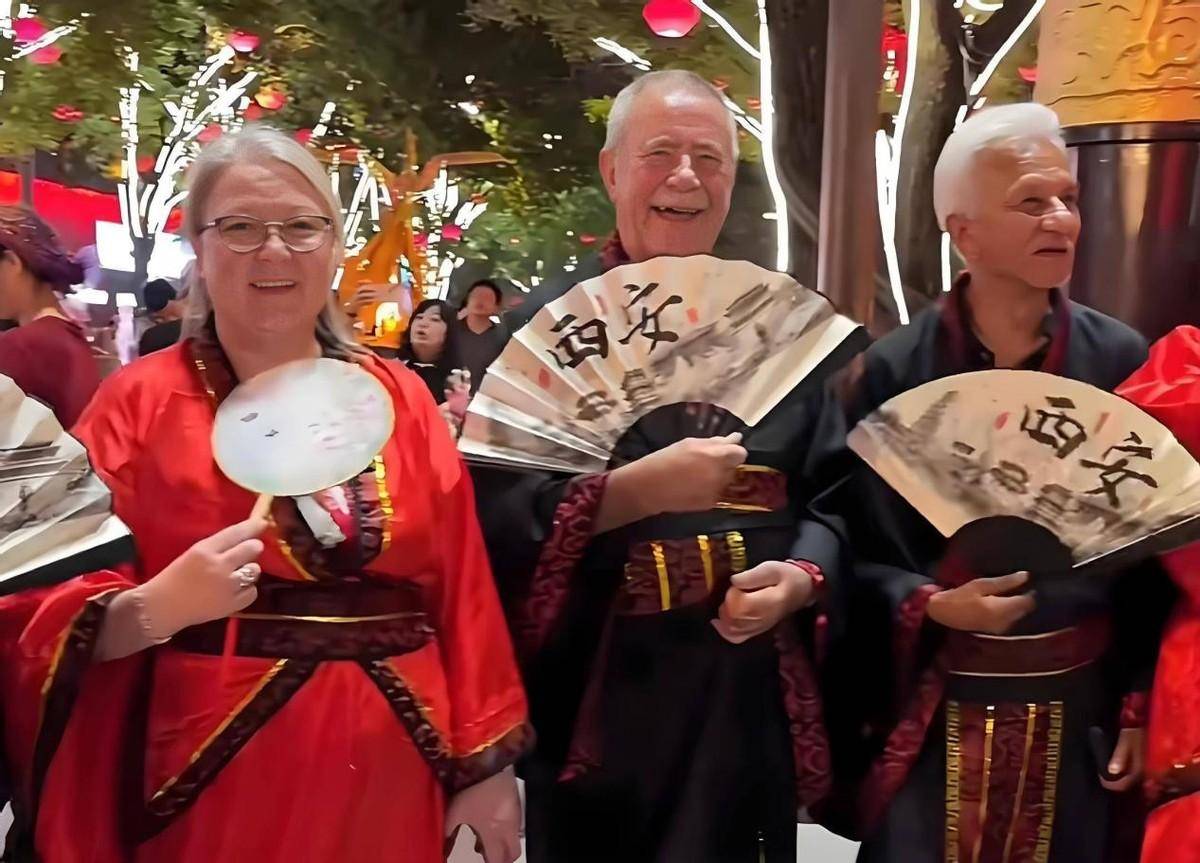 图片[4]-免签入华外国游客回国后，遭遇心理落差，集体出现“中国综合征”？ -华闻时空