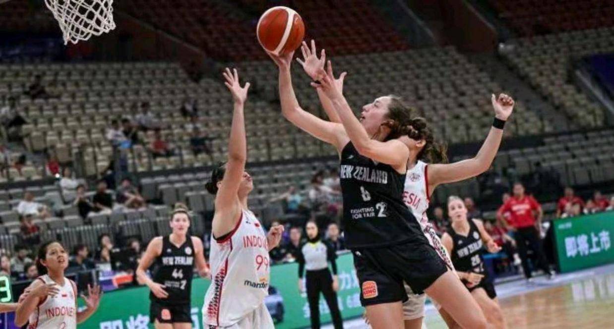 埃斯拉·麦戈德里克18分 女篮亚洲杯印尼女篮45