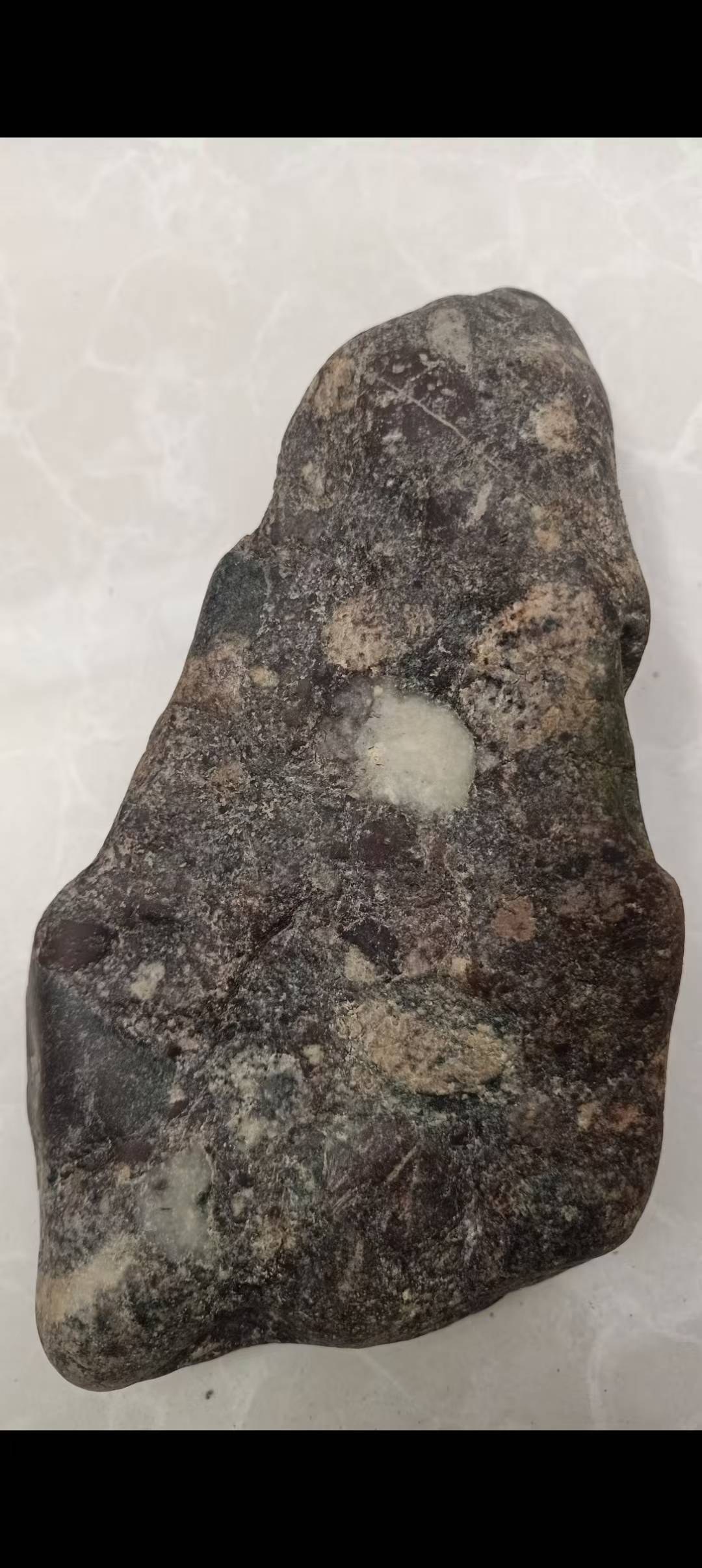 罗布泊陨石:荒漠深处的天外馈赠