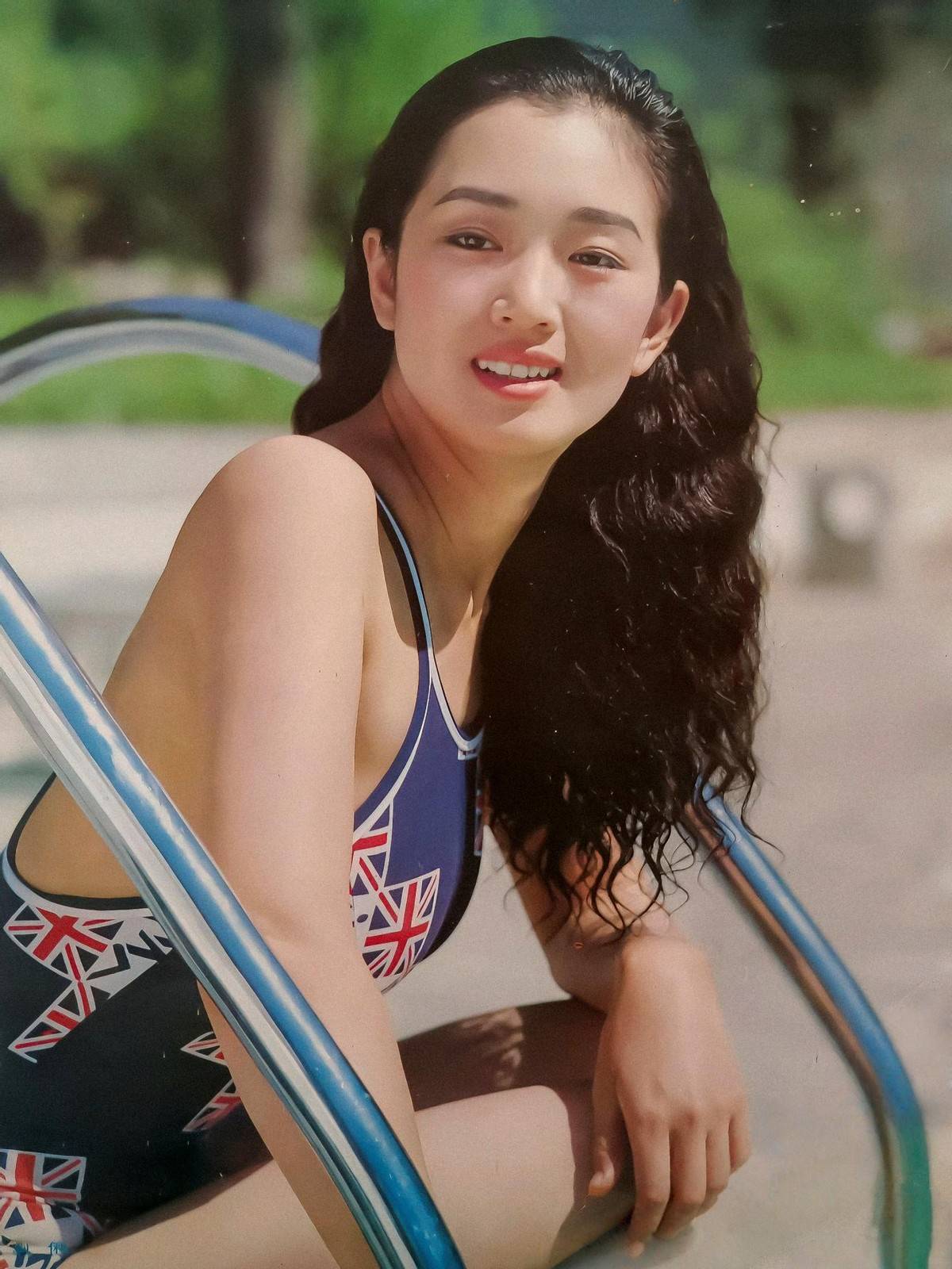 原创巩俐80年代的野生美人你没看过的写真时尚不靠事业线