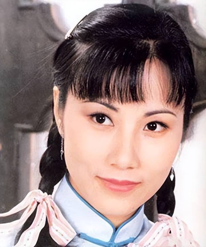 嫁过富商,当过"小三",被罗家英追求21年,两次患癌后终获真爱