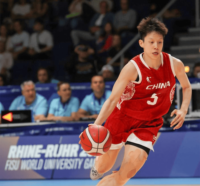 4年300万！女篮五巨头豪门再获强援：23岁新关键女王接班王思雨？