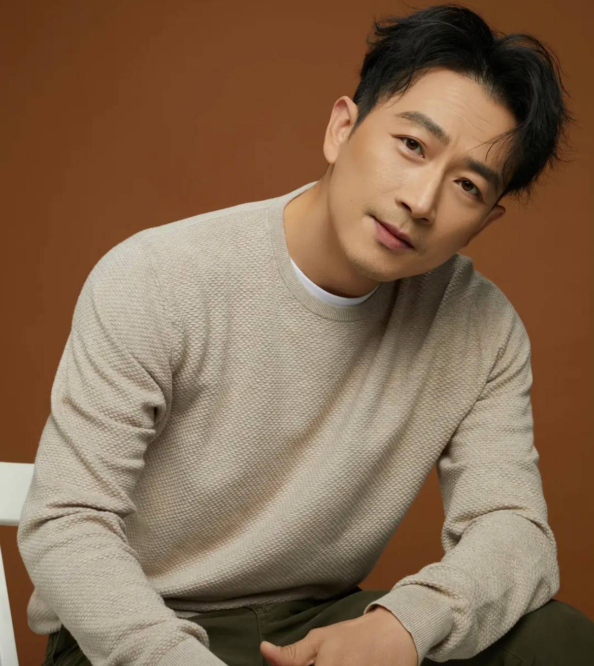 赵滨父子:戏里戏外保持距离,俩人关系鲜认知,现在子承父业