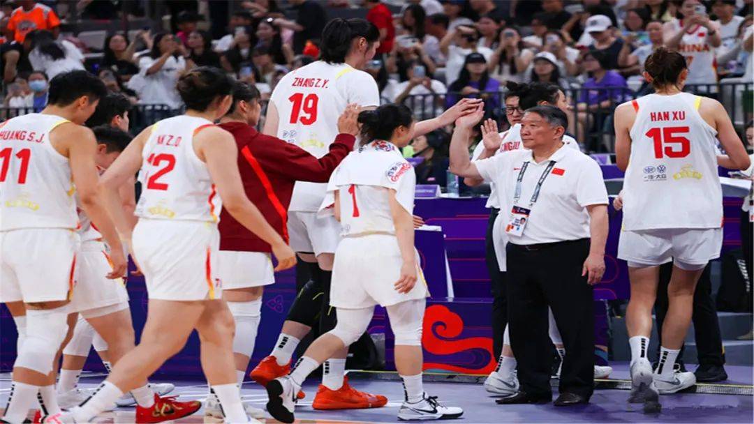 中国女篮大调整：3人离队，3人驰援，备战2026世界杯