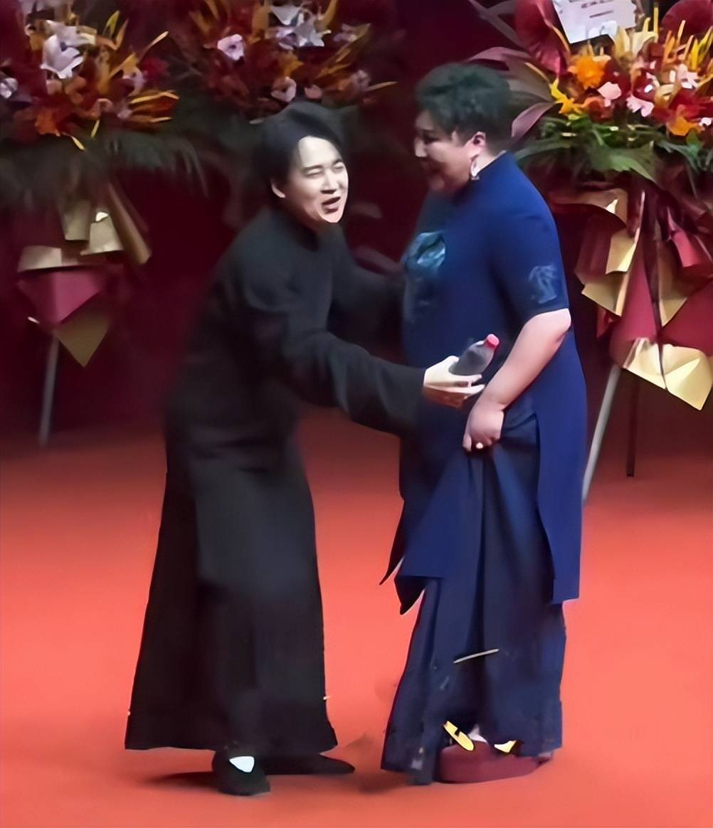 郭麒麟母亲胡中惠:离婚后移居日本,25年后成亿万富婆_郭德纲_中慧_生活