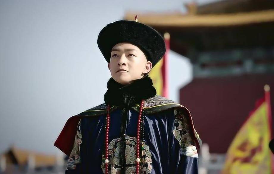 吴京捧红的"白眼狼",爆红后却反咬一口,现在落魄到无戏可拍