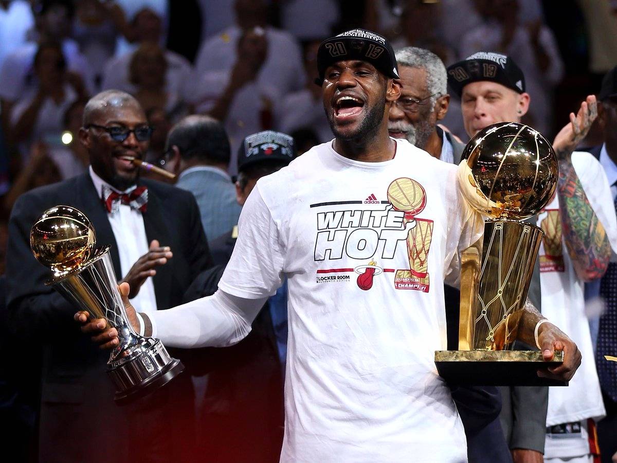 神仙fmvp一票不得!詹皇王朝因此崩塌?欧文出走真相炸裂