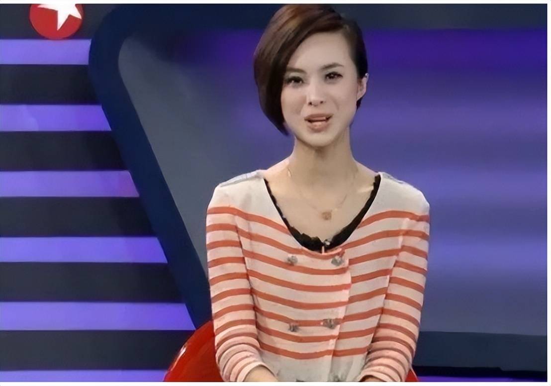 她是上海最美主持人,24岁嫁42岁丈夫,对患病丈夫不离不弃