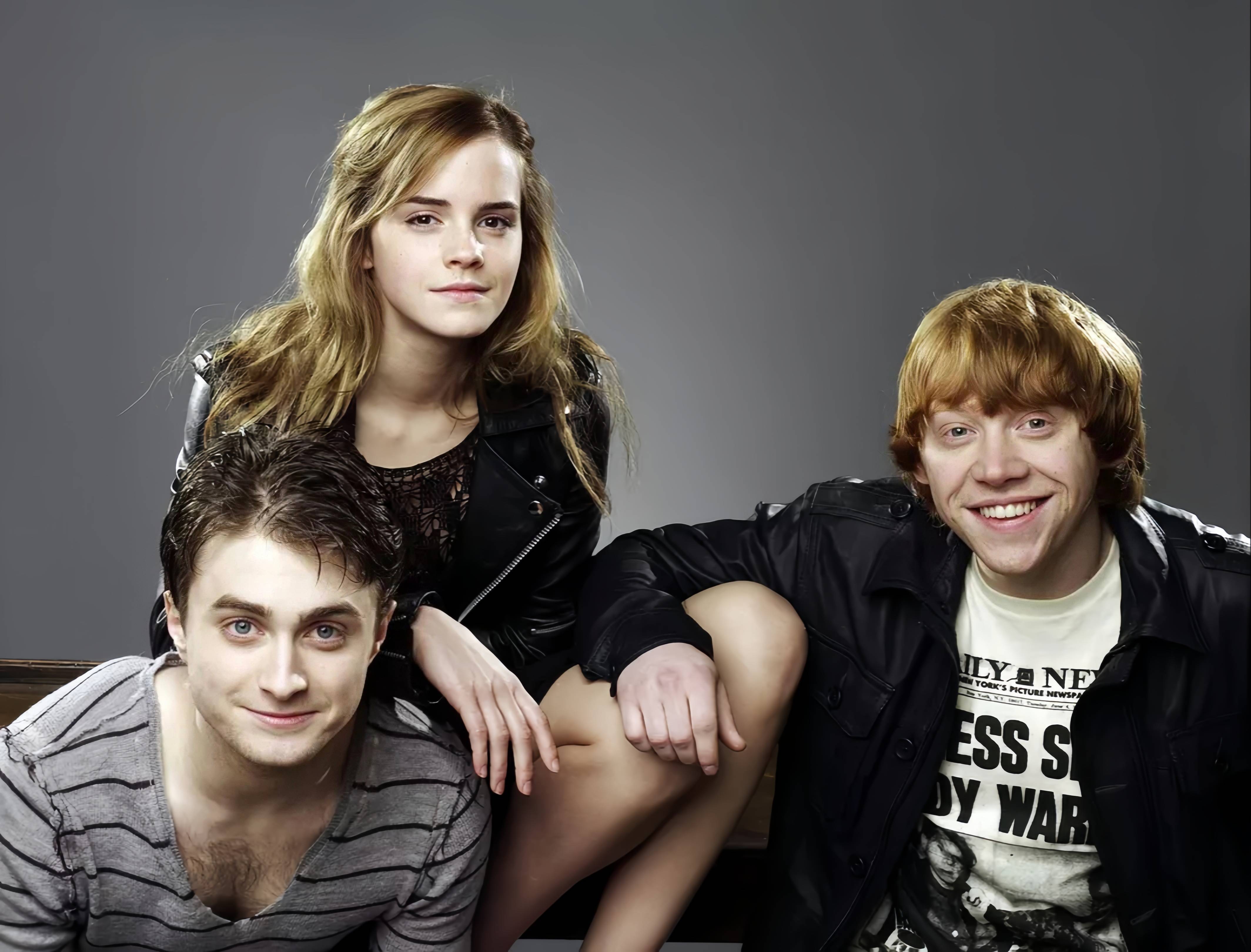 老照片:《哈利波特》三人组多年后合影