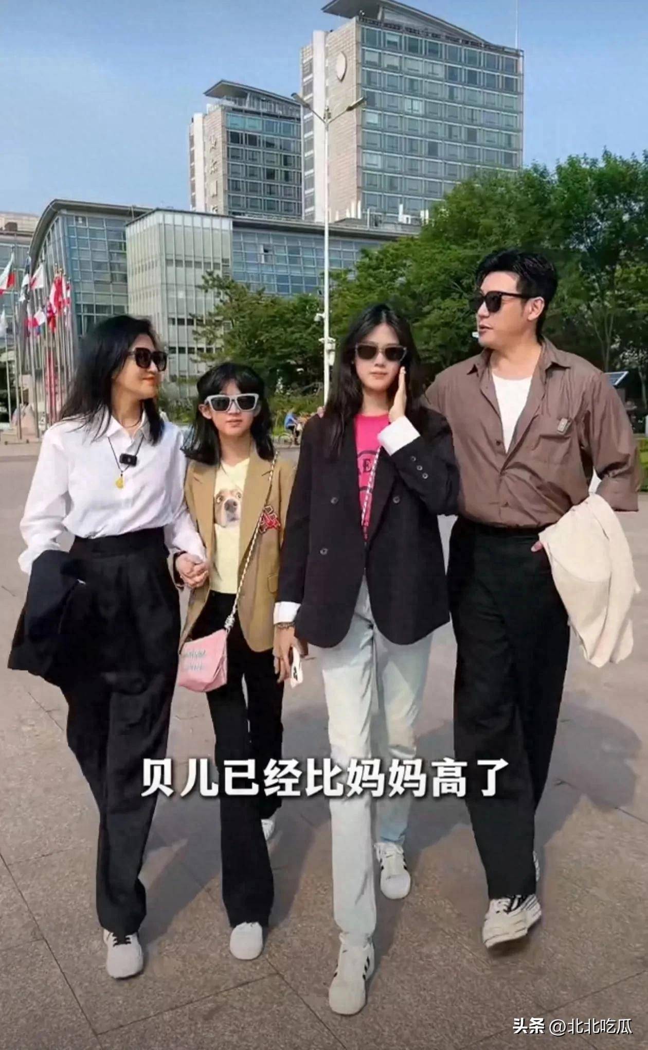 鲍蕾50岁庆生晒陆毅合影显恩爱二人同框像隔代差