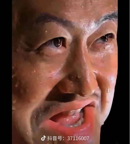 枪炮是不长眼的!世界渲染大赛吴京抽象表情包!