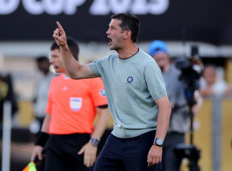 国米5-0大胜众生相:巴斯小图喜笑颜开,新援给力齐沃却冷静无比