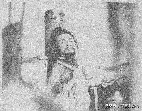 袁崇焕在凌迟处死的时候是怎么表现的?