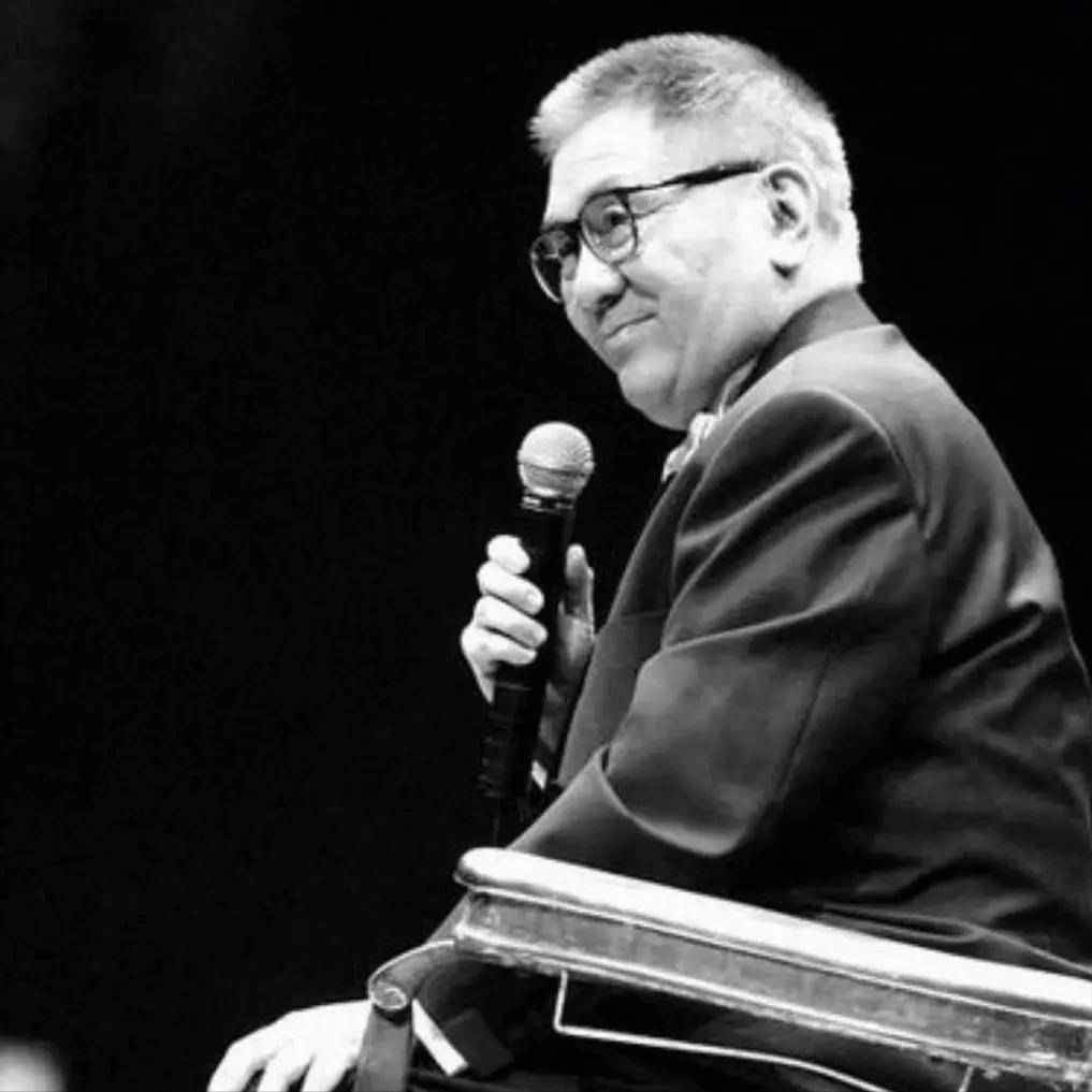 他在香港地位胜过黄霑,一曲捧红刘德华之后,为何再无合作?