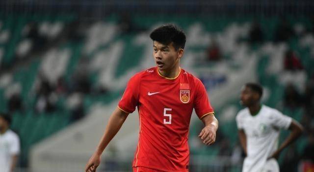 U22国足首发出炉！7大国脚压阵，王钰栋领衔，于金永徐彬替补