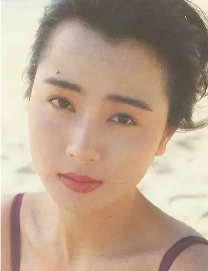 原创袁洁莹短发女神风采重现惊艳时光的美貌无人能及红颜已老