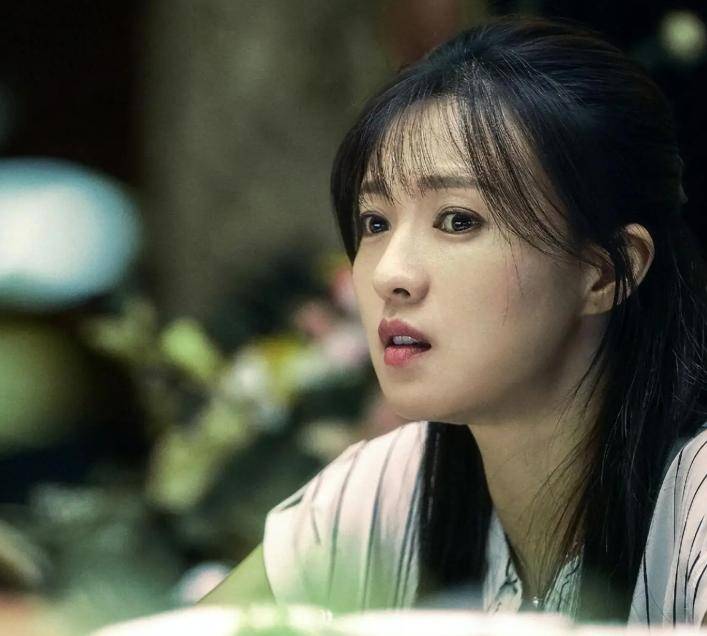 赵宝刚捧着,孙红雷宠着,演了15次女主也没红,48岁嫩的能掐出水