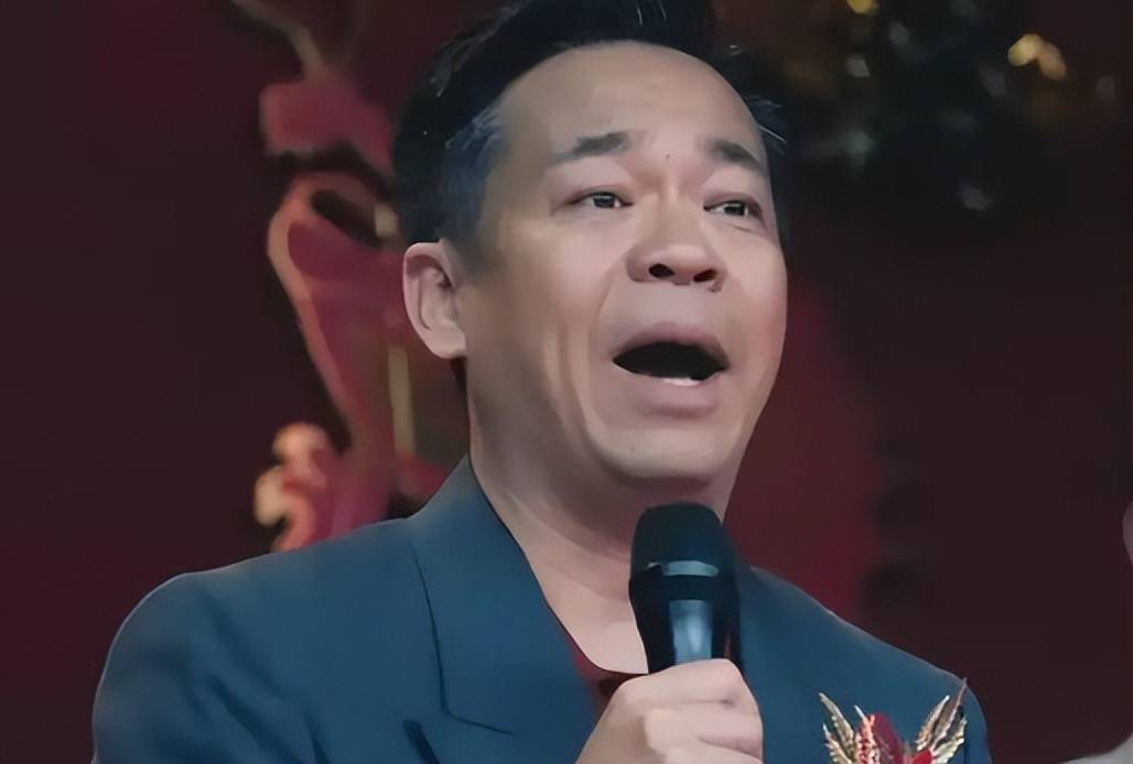 孙浩:26岁上春晚走红,得罪杨坤20年不说话,55岁至今未婚没孩子