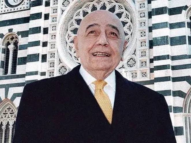 意甲媒体透露：加利亚尼回归米兰恐生变数，其本人接受采访并没有表示要回米兰任职