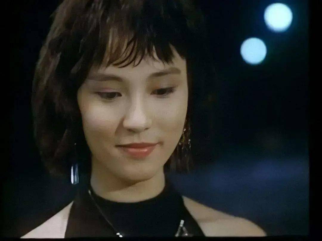 翁静晶:当过影星,保险销售,作家,律师,55岁嫁豪门的奇女子