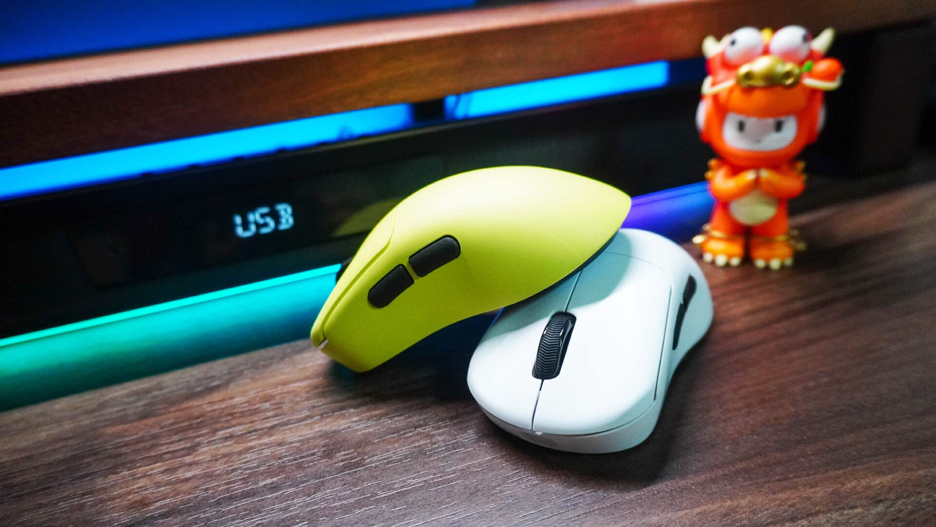 卷得厉害!百元拿下高水平电竞鼠标太划算~雷柏VT3s系列鼠标带感